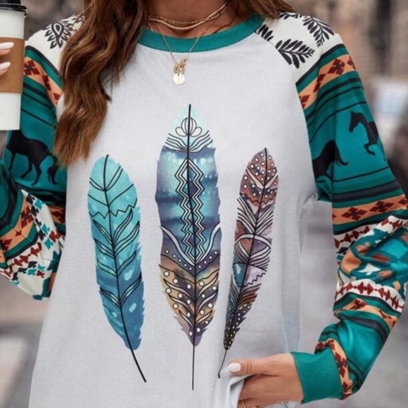 🌵Aztec Feather Print Raglan Sleeve Top - Picture 6 of 16